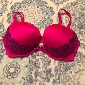 Bright pink VS very sexy push-up
